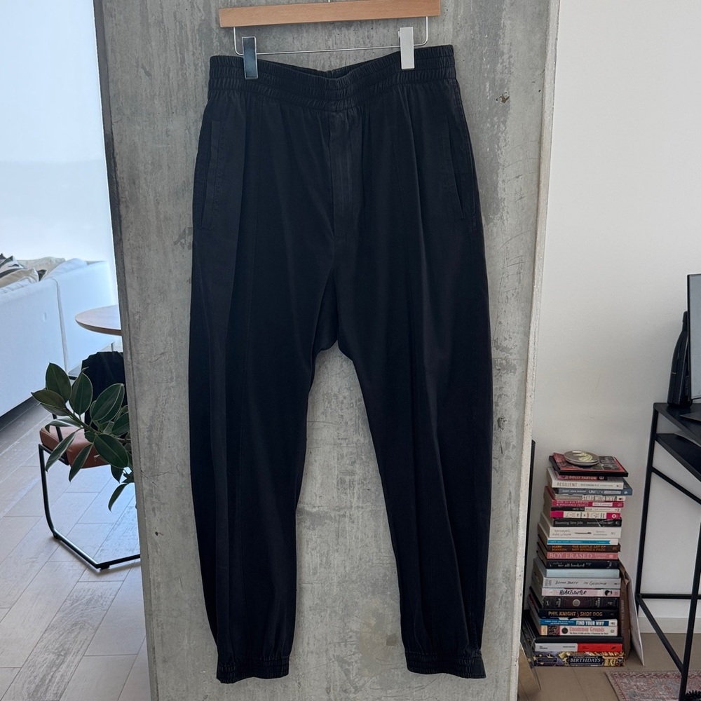 Bottega Veneta Men's Black Jogger Pants